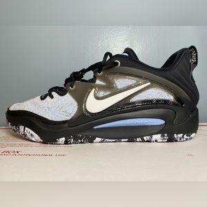 Nike KD 15 Refuge Men’s Size 13